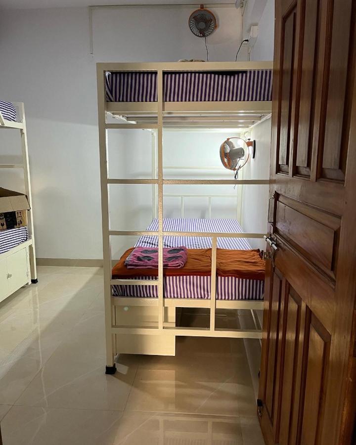 Bonds Hostel Candolim Zewnętrze zdjęcie