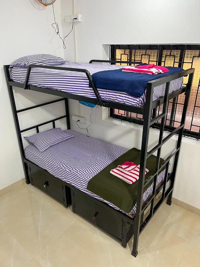 Bonds Hostel Candolim Zewnętrze zdjęcie