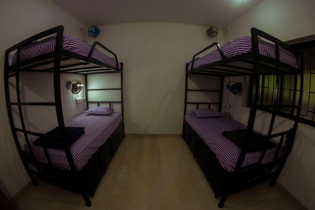 Bonds Hostel Candolim Zewnętrze zdjęcie